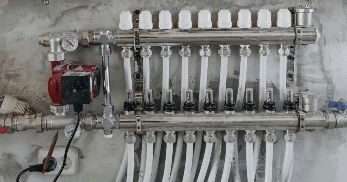 How to Choose the
Right Lubricant for Your Equipment